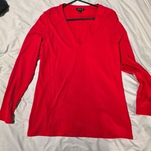 VENUS Women's Red V-Neck Top